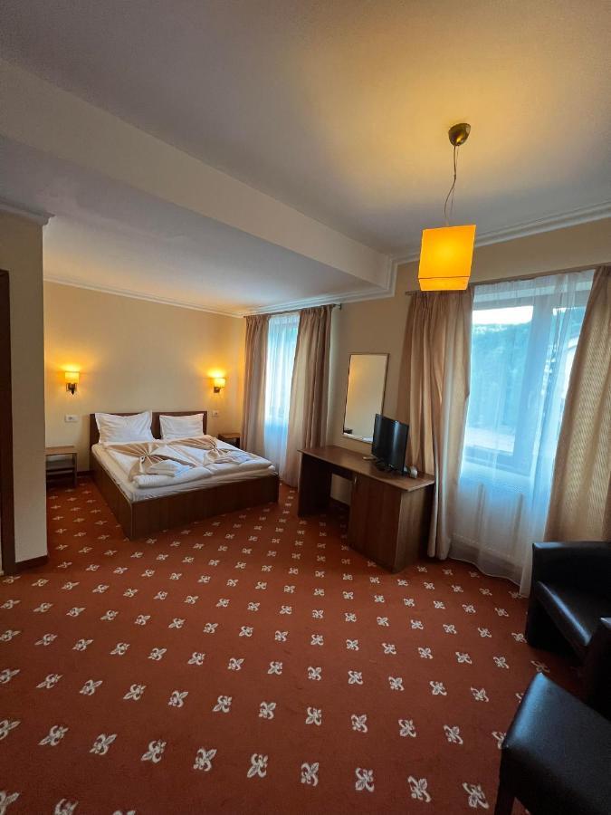 Hotel Termal Geoagiu Băi 외부 사진